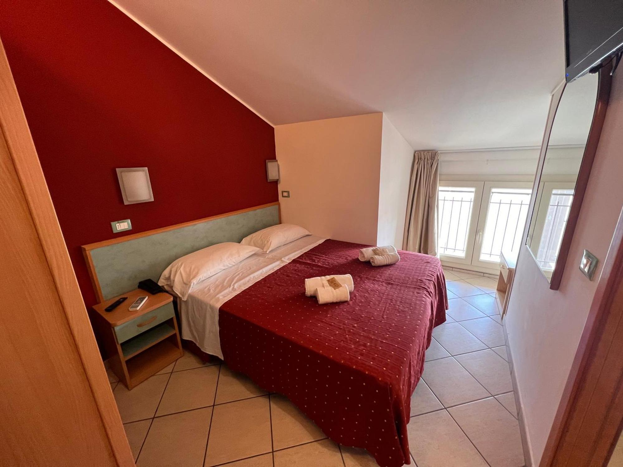 Tina Hotel